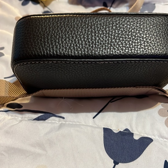 Dooney & Bourke Black Leather Crossbody Bag - Picture 2 of 13